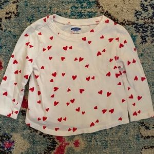 Old navy hearts top 12/18 months